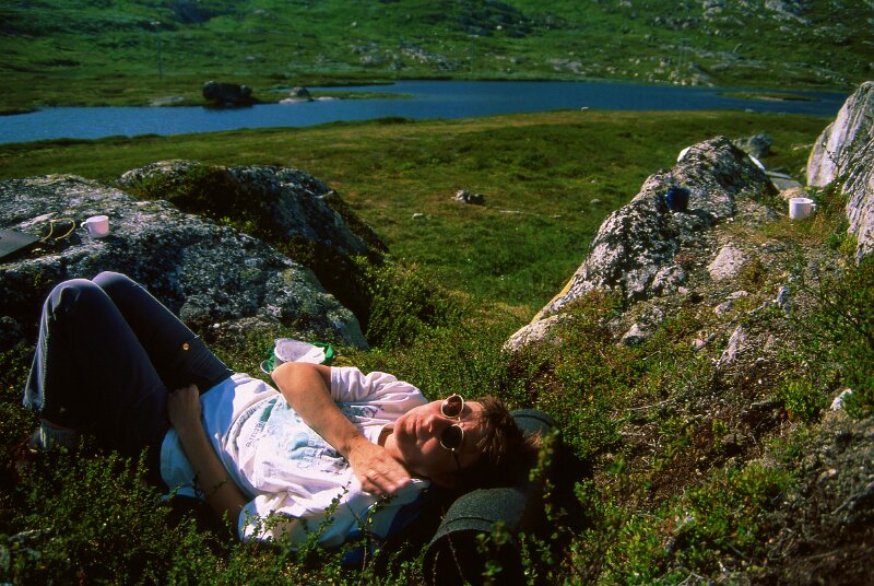 243_02.jpg