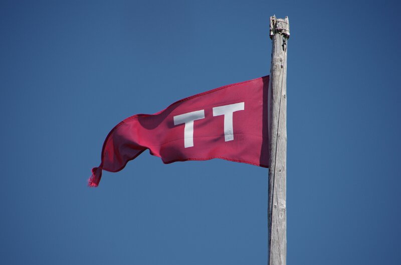IMGP1784.JPG - TT-flagget vaier på Storerikvollen